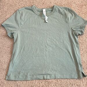 Lululemon classic fit cotton blend t shirt